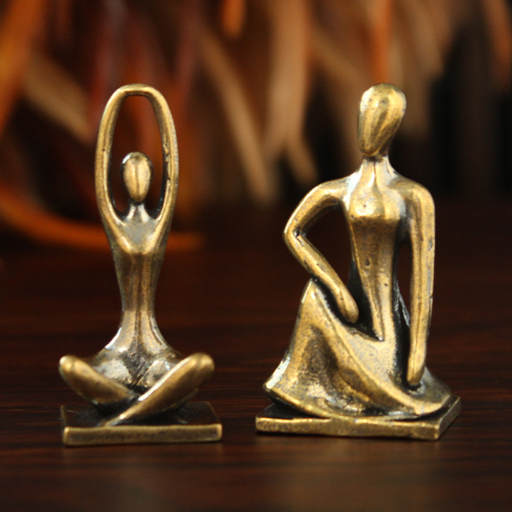Art Craft New Year - Statua di Ragazza che Fa Yoga