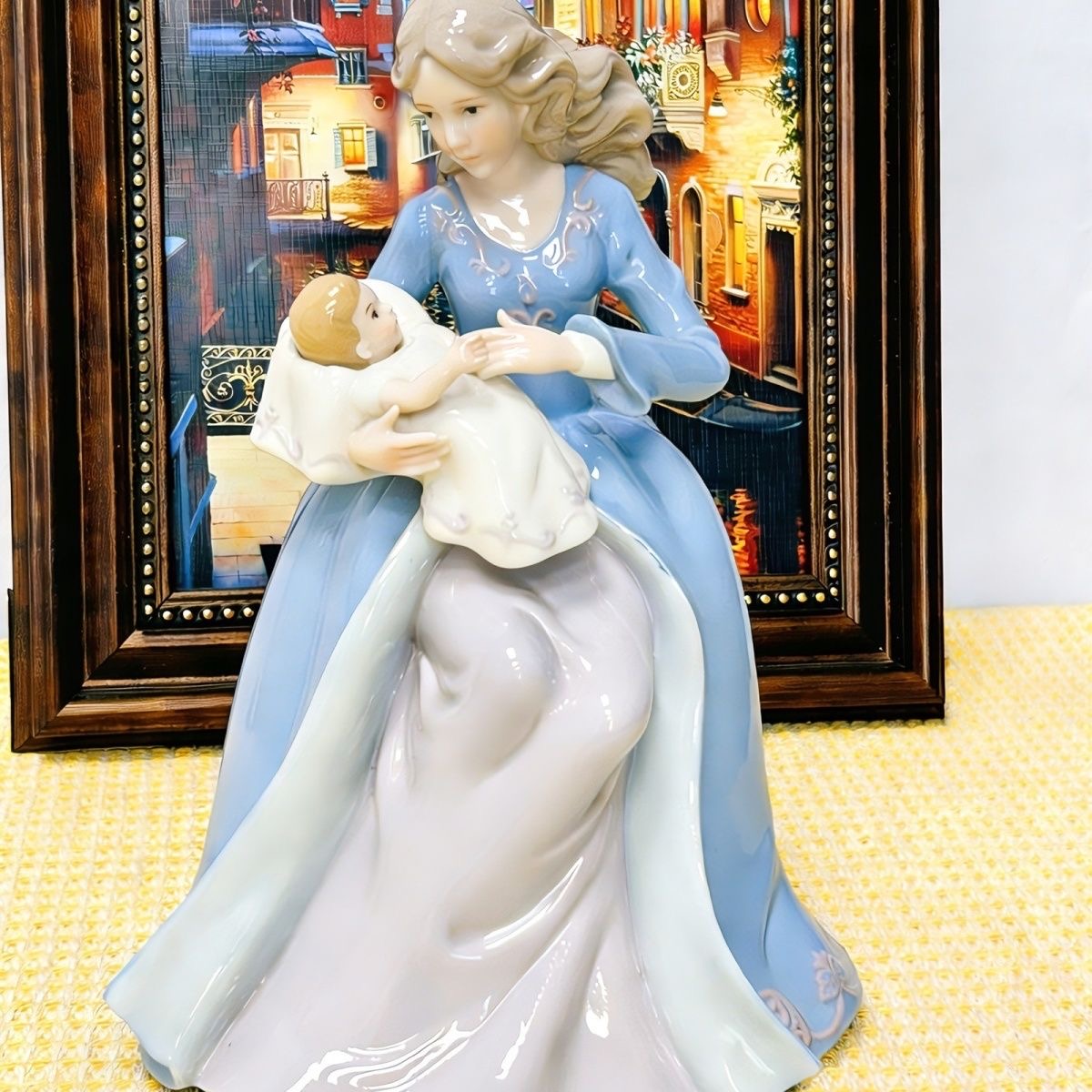 xx-Europe Statue in Ceramica M - Art Craft Mother'S Day recensione e prezzo